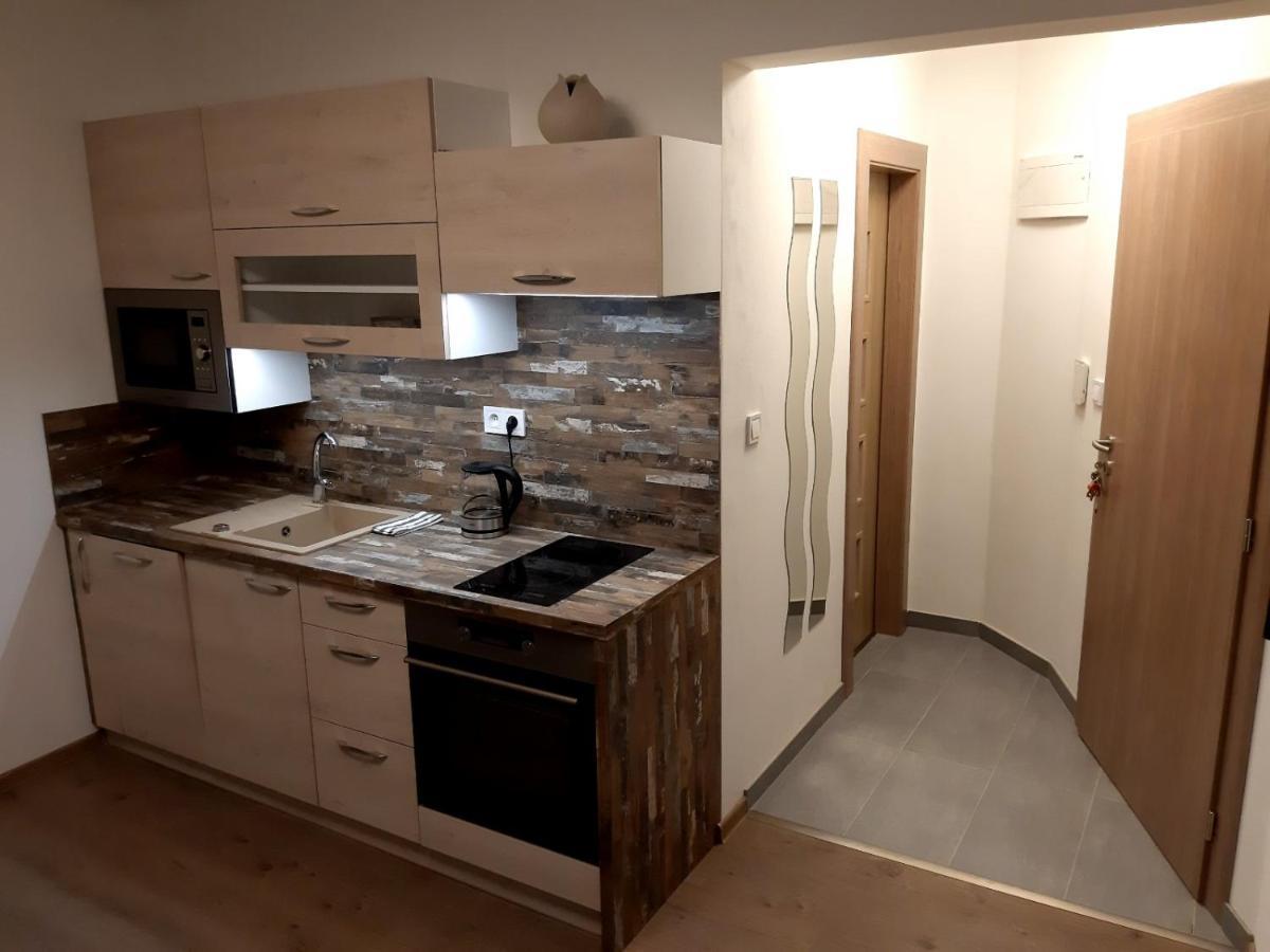 Hrnciarska Apartments Kosice Ngoại thất bức ảnh