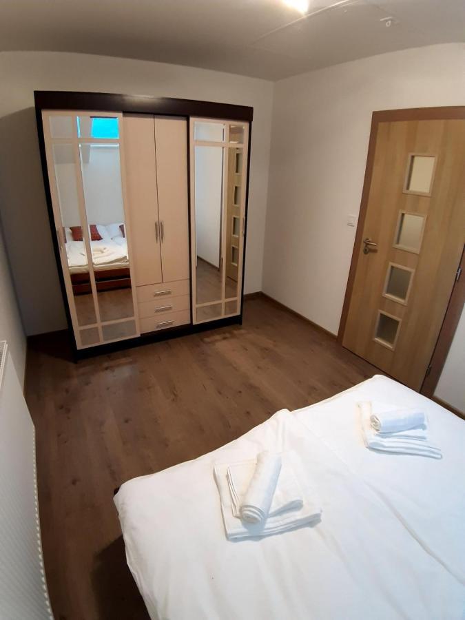 Hrnciarska Apartments Kosice Ngoại thất bức ảnh